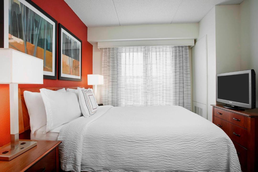 Photo of Bedroom in Schaumburg