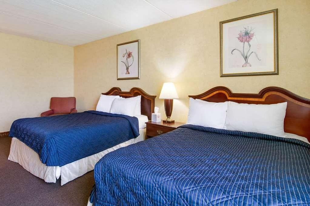 Photo of Bedroom in North Aurora