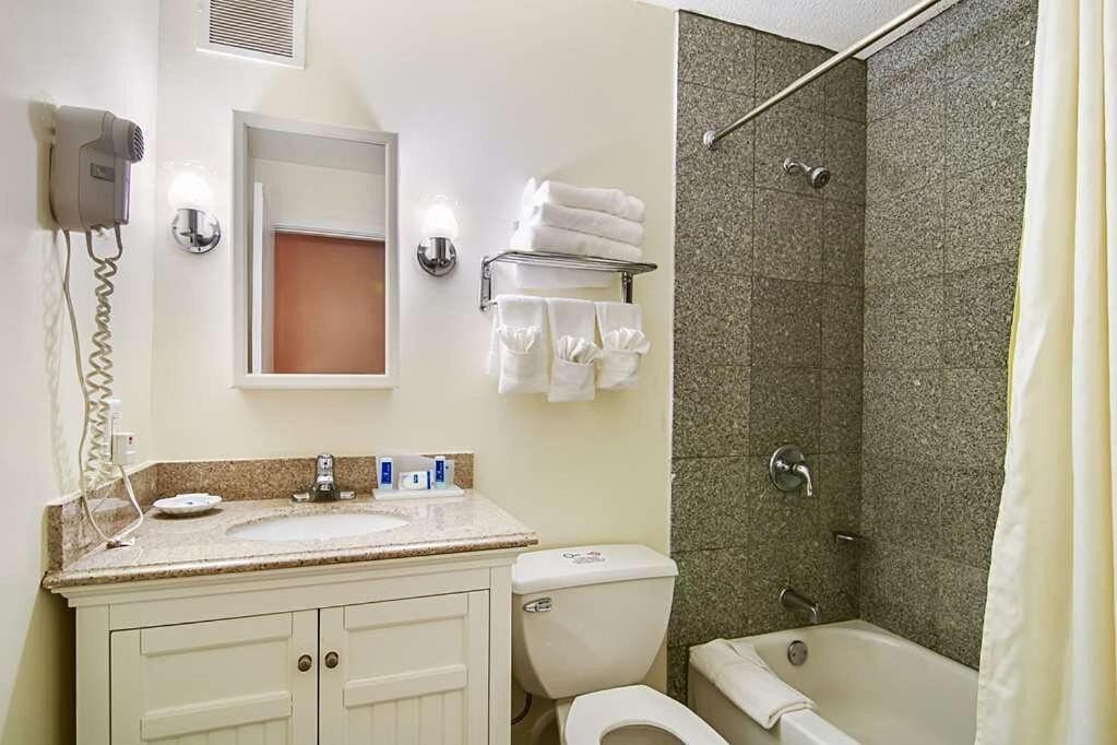 Photo of Bathroom in North Aurora