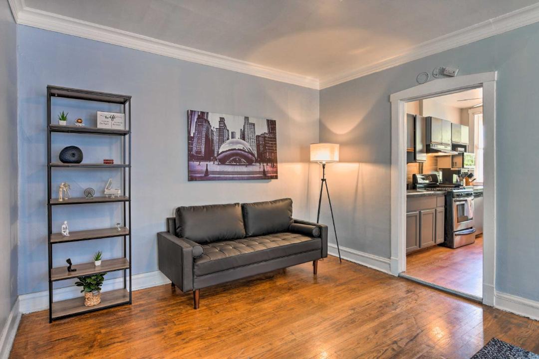 Photo of Livingroom in Oak Park