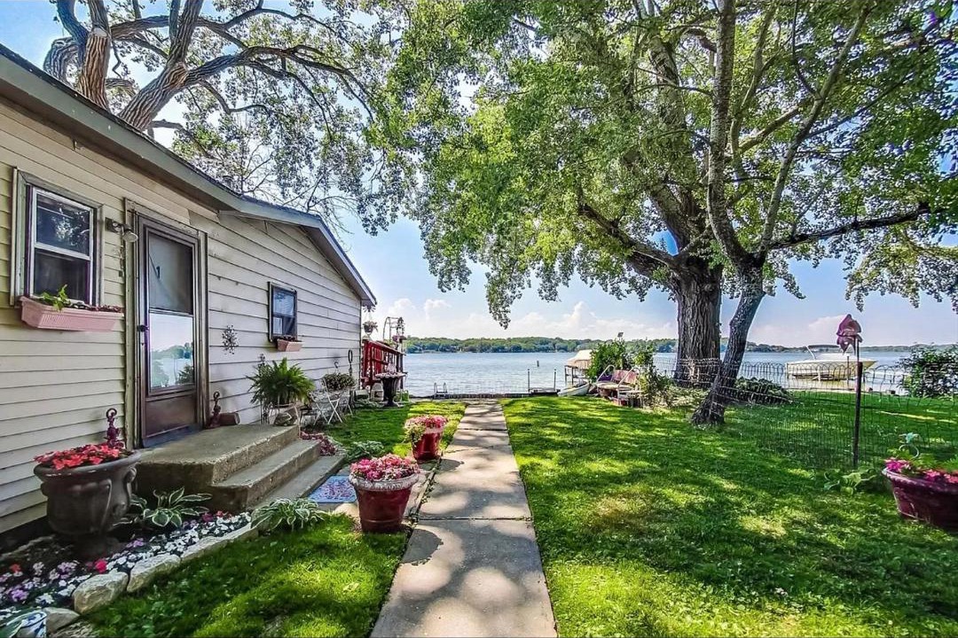 Photo of Others in Fox Lake