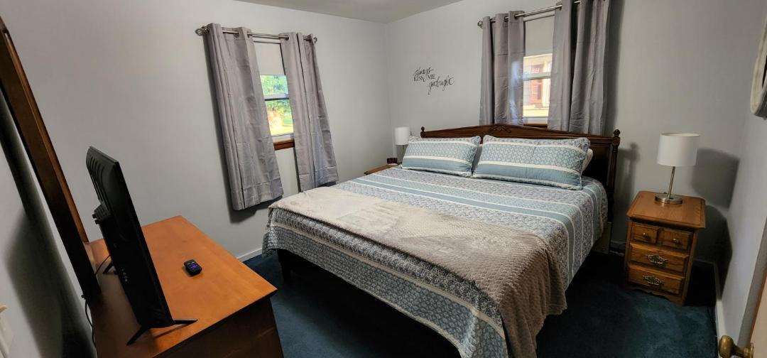 Photo of Bedroom in Murphysboro