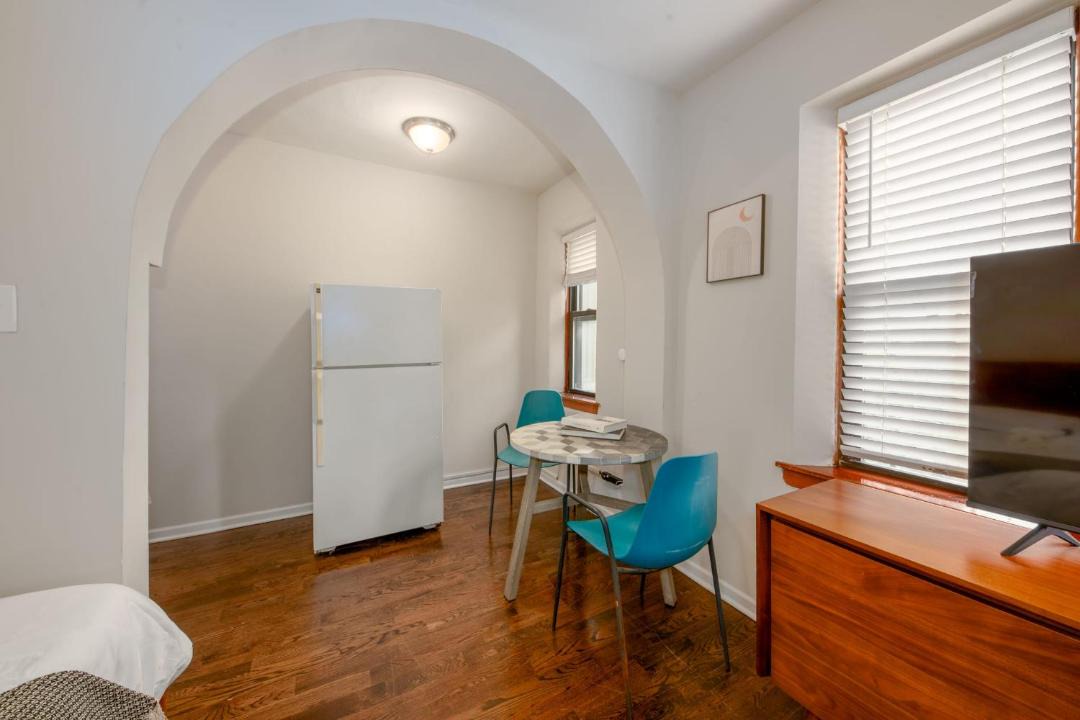 Photo of Livingroom in Hyde Park