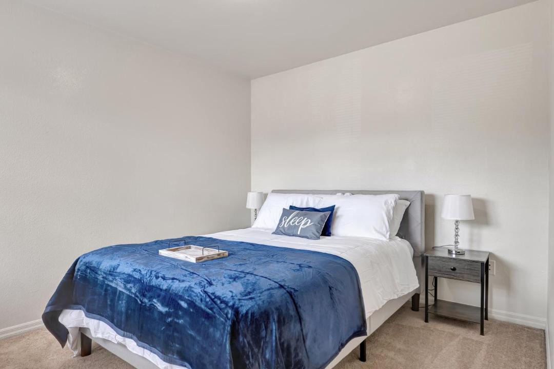 Photo of Bedroom in Champaign