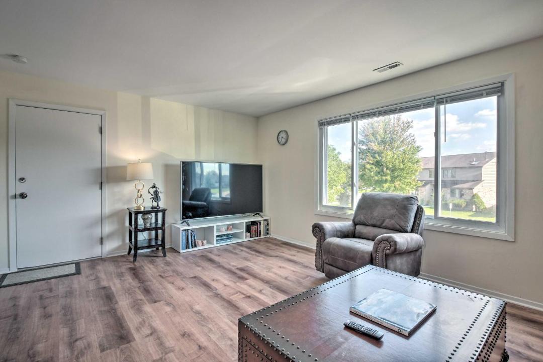 Photo of Livingroom in Roselle