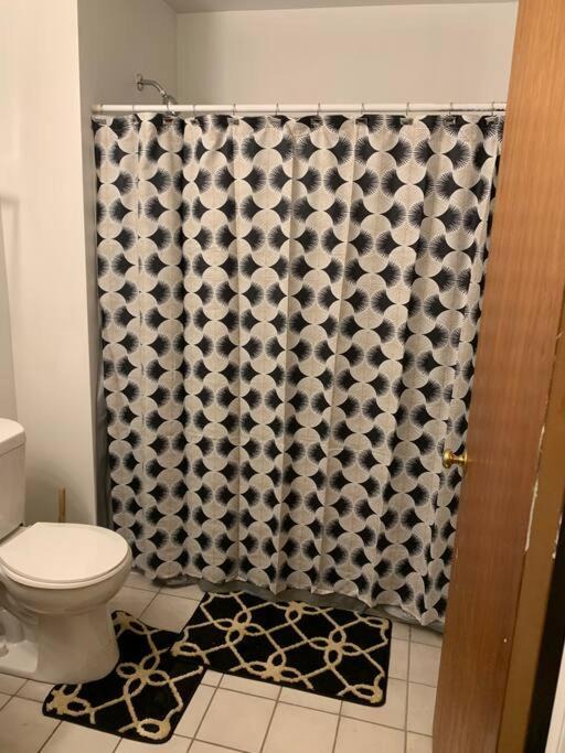 Photo of Bathroom in North Lawndale