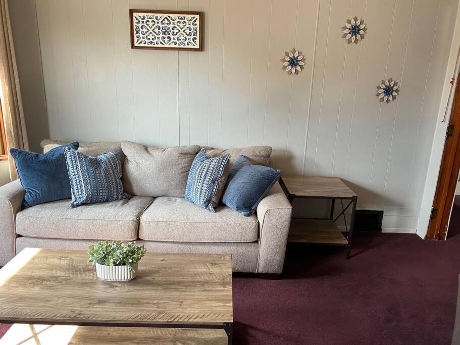 Photo of Livingroom in Quincy