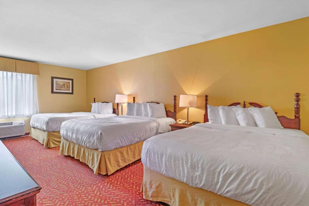 Photo of Bedroom in Springfield
