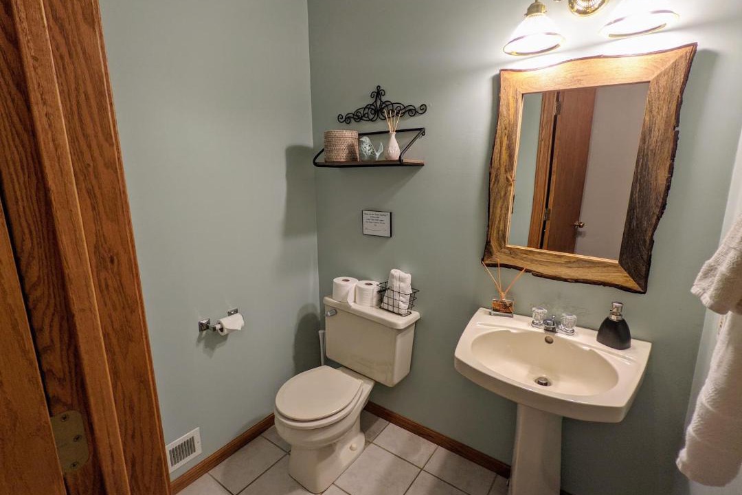 Photo of Bathroom in The Galena Territory