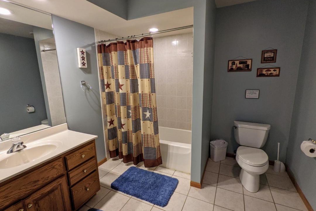 Photo of Bathroom in The Galena Territory