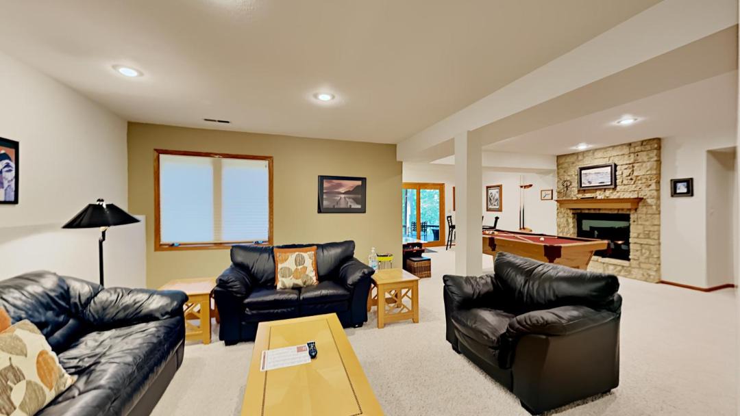Photo of Livingroom in The Galena Territory