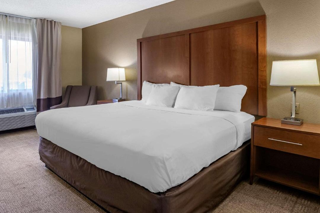 Photo of Bedroom in Quad Cities