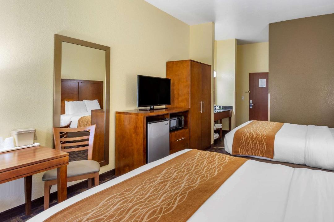 Photo of Bedroom in Aurora