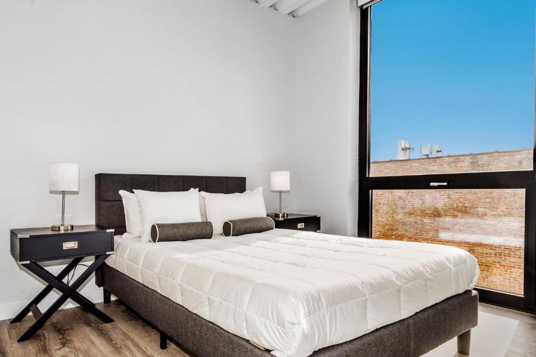 Photo of Bedroom in Edgewater