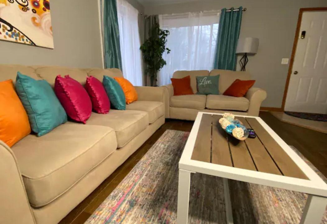 Photo of Livingroom in Boulder Hill