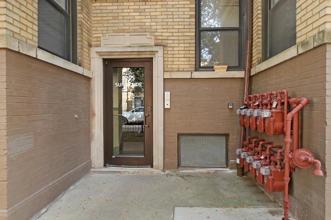 Photo of Others in East Albany Park