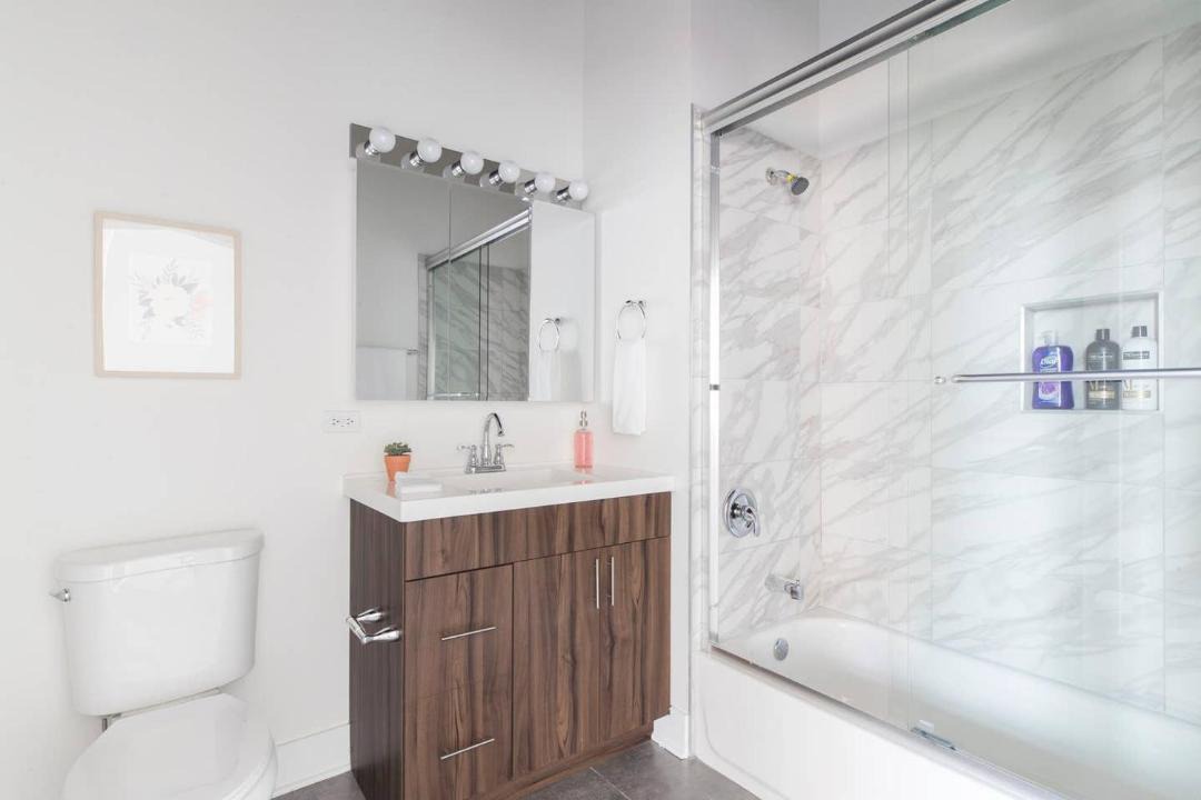 Photo of Bathroom in Near South Side