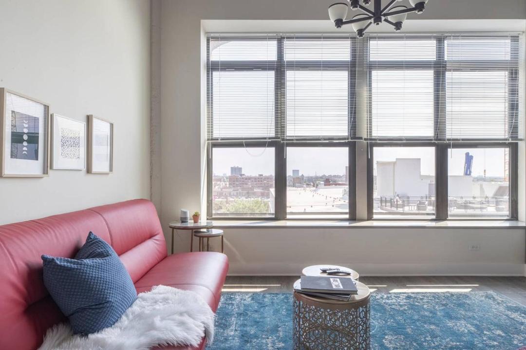 Photo of Livingroom in Near South Side