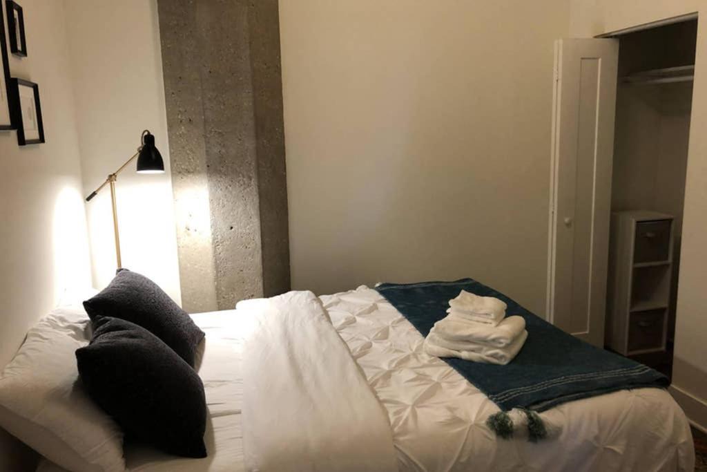 Photo of Bedroom in Near South Side