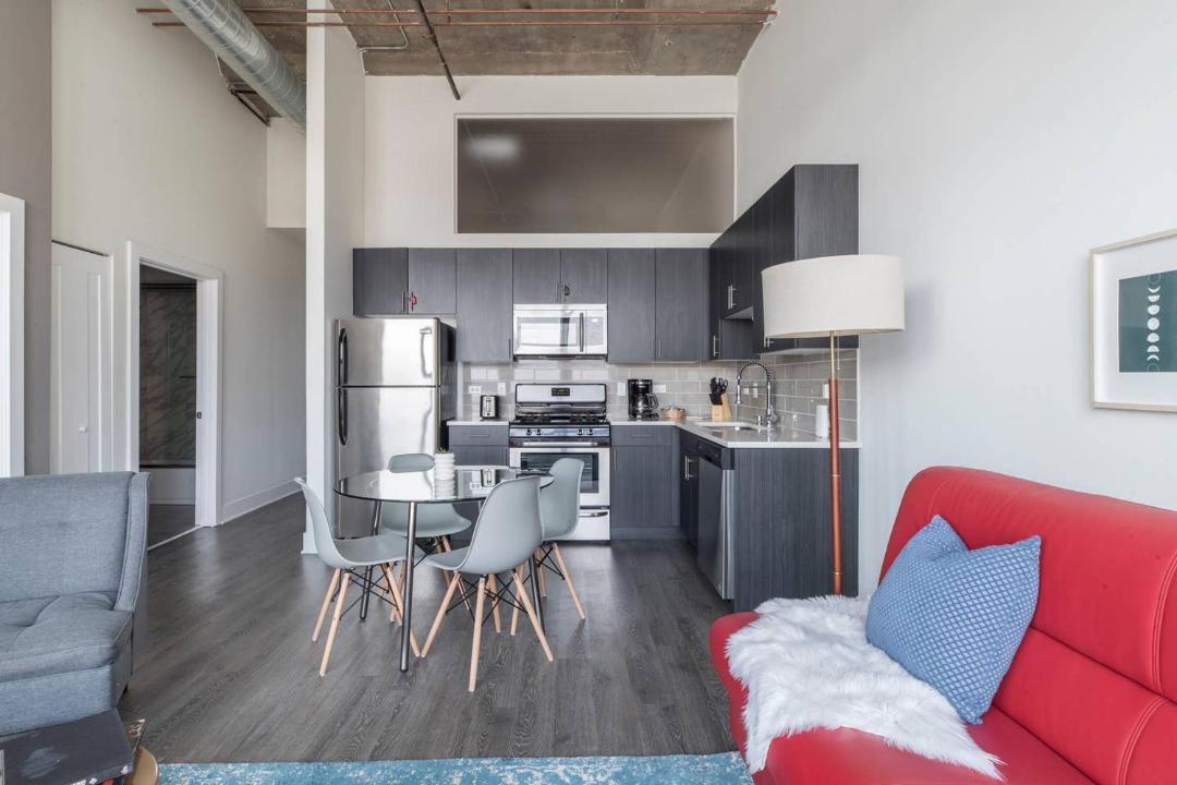 Photo of Livingroom in Near South Side