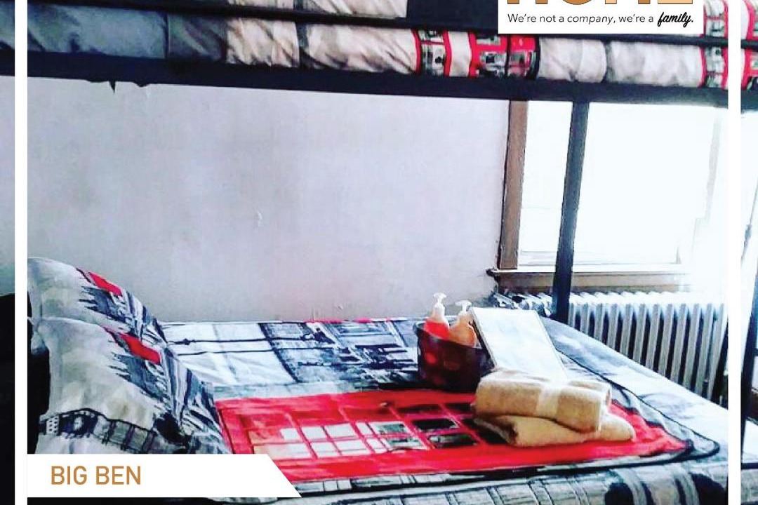 Photo of Bedroom in East Garfield Park