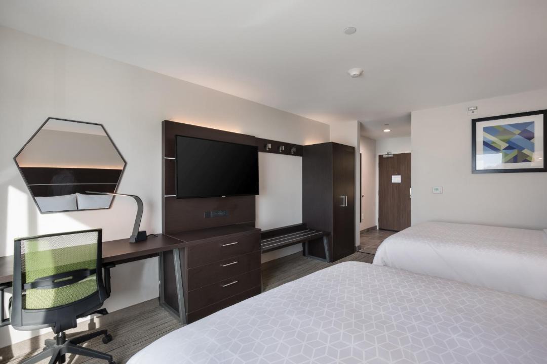 Photo of Bedroom in Hoffman Estates
