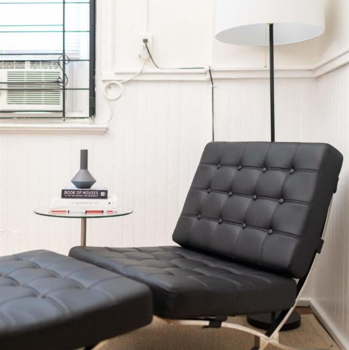 Photo of Livingroom in West Town