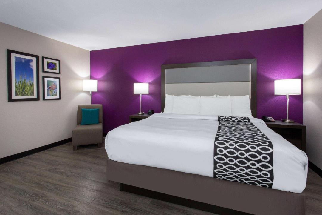 Photo of Bedroom in Effingham
