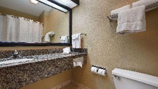 Photo of Bathroom in Macomb