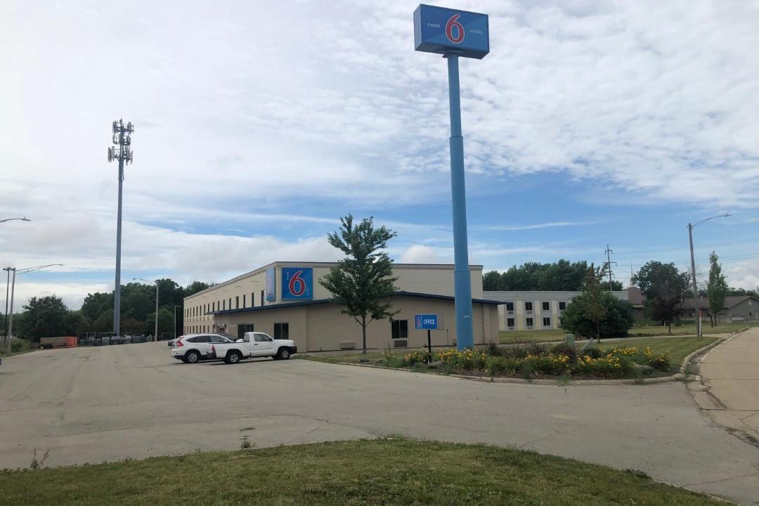 Photo of Others in Orange Prairie