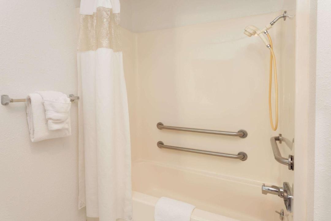 Photo of Bathroom in Alsip