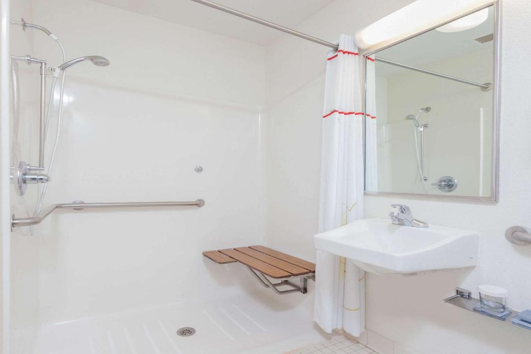 Photo of Bathroom in Schaumburg