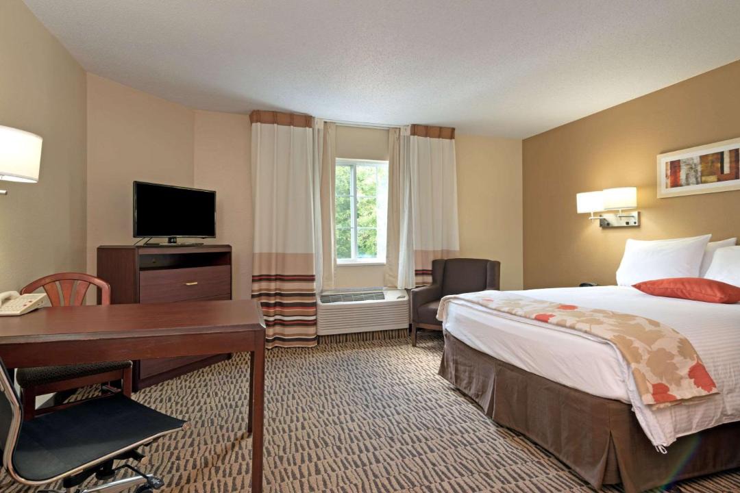 Photo of Bedroom in Schaumburg