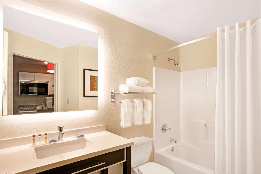 Photo of Bathroom in Hoffman Estates