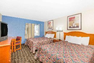 Photo of Bedroom in Effingham