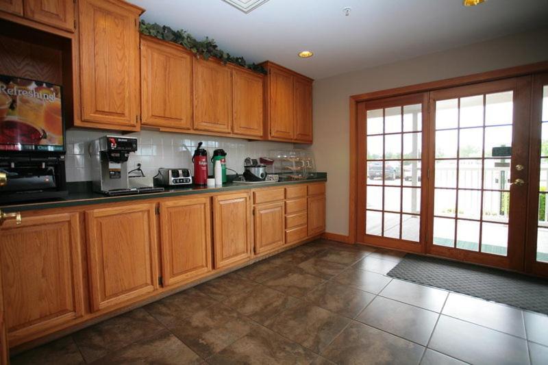 Photo of Kitchen in Flora