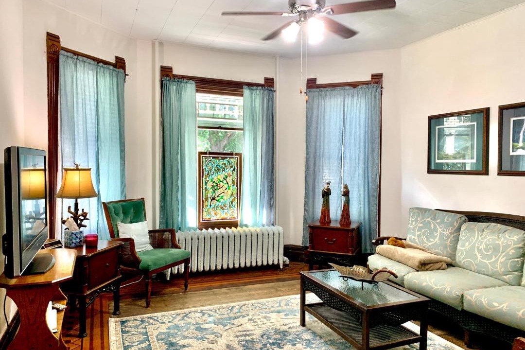 Photo of Livingroom in Bushnell