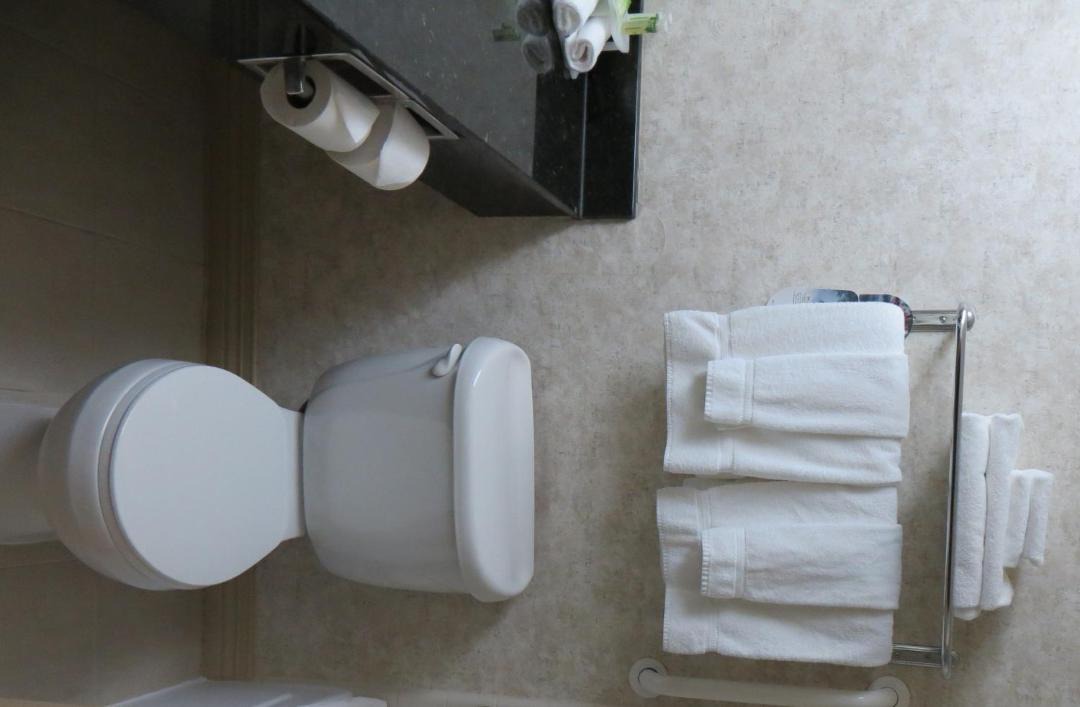 Photo of Bathroom in Hillside