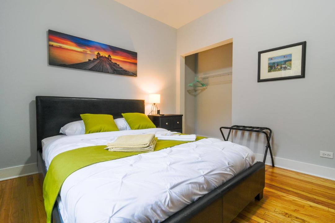 Photo of Bedroom in Irving Park