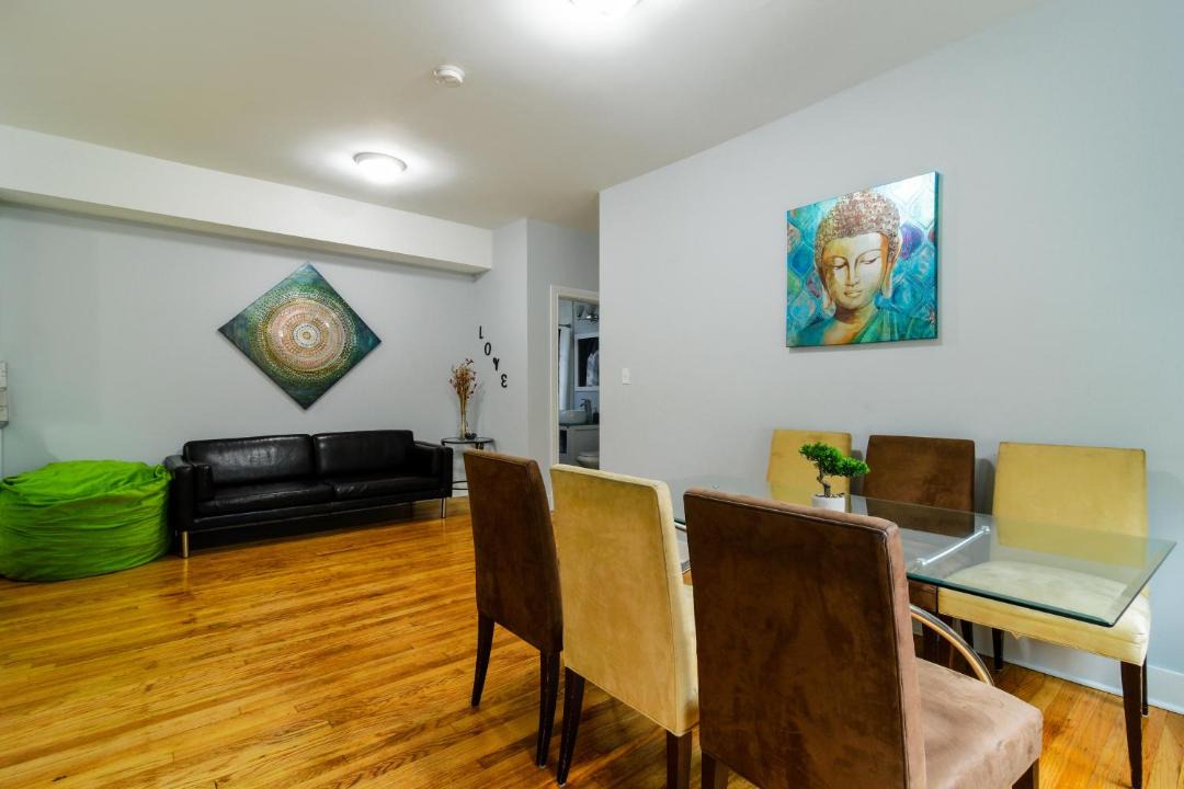 Photo of Livingroom in Irving Park