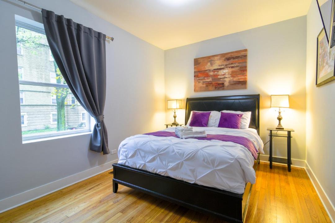 Photo of Bedroom in Irving Park
