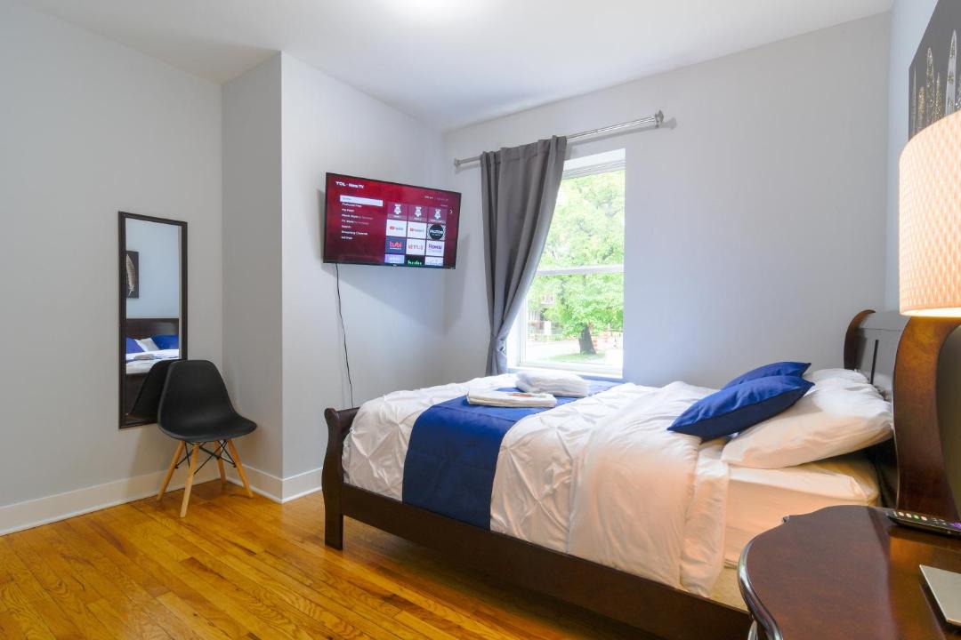 Photo of Bedroom in Irving Park