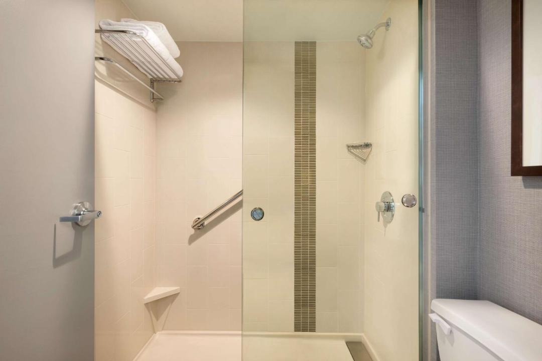 Photo of Bathroom in Forestview