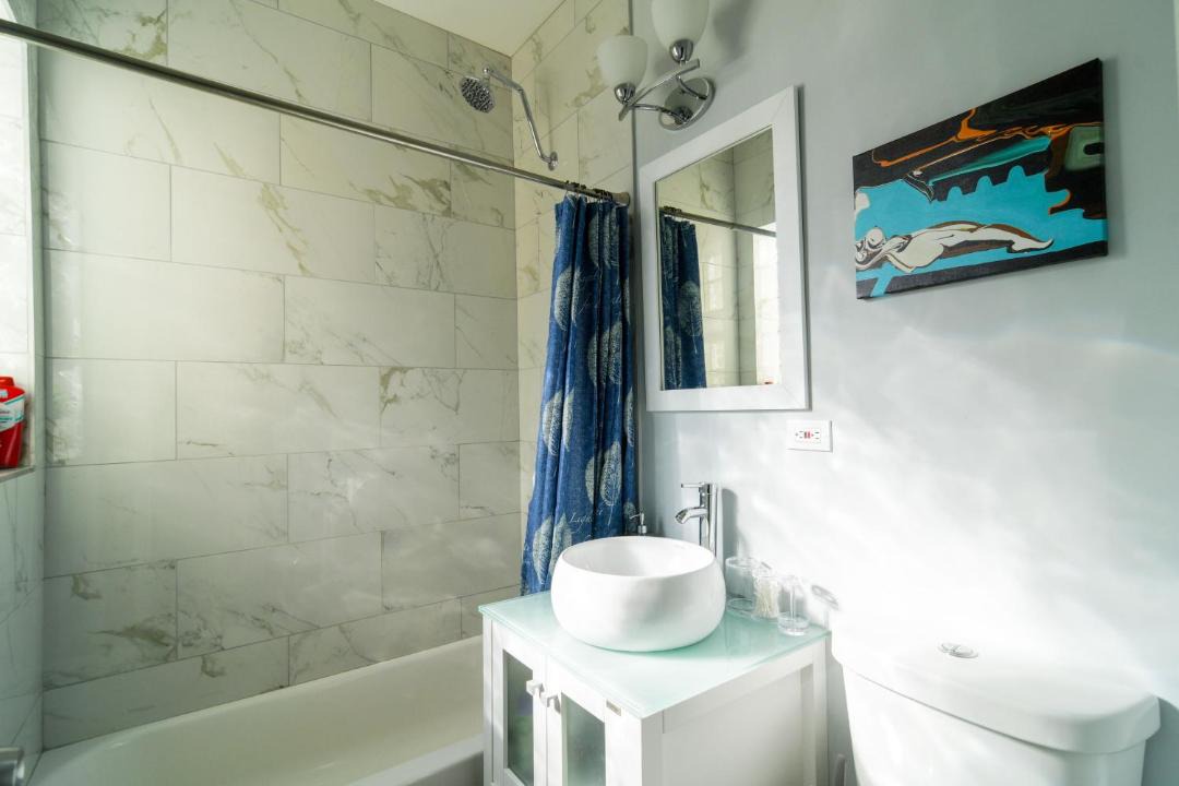 Photo of Bathroom in Irving Park