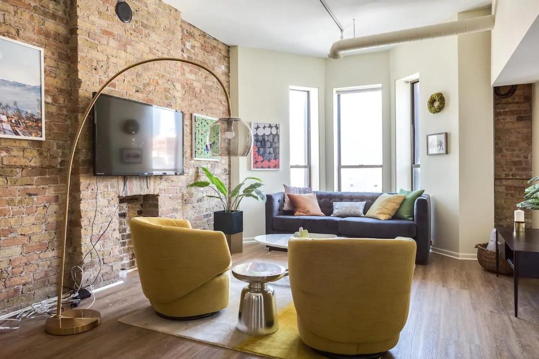 Photo of Livingroom in River North