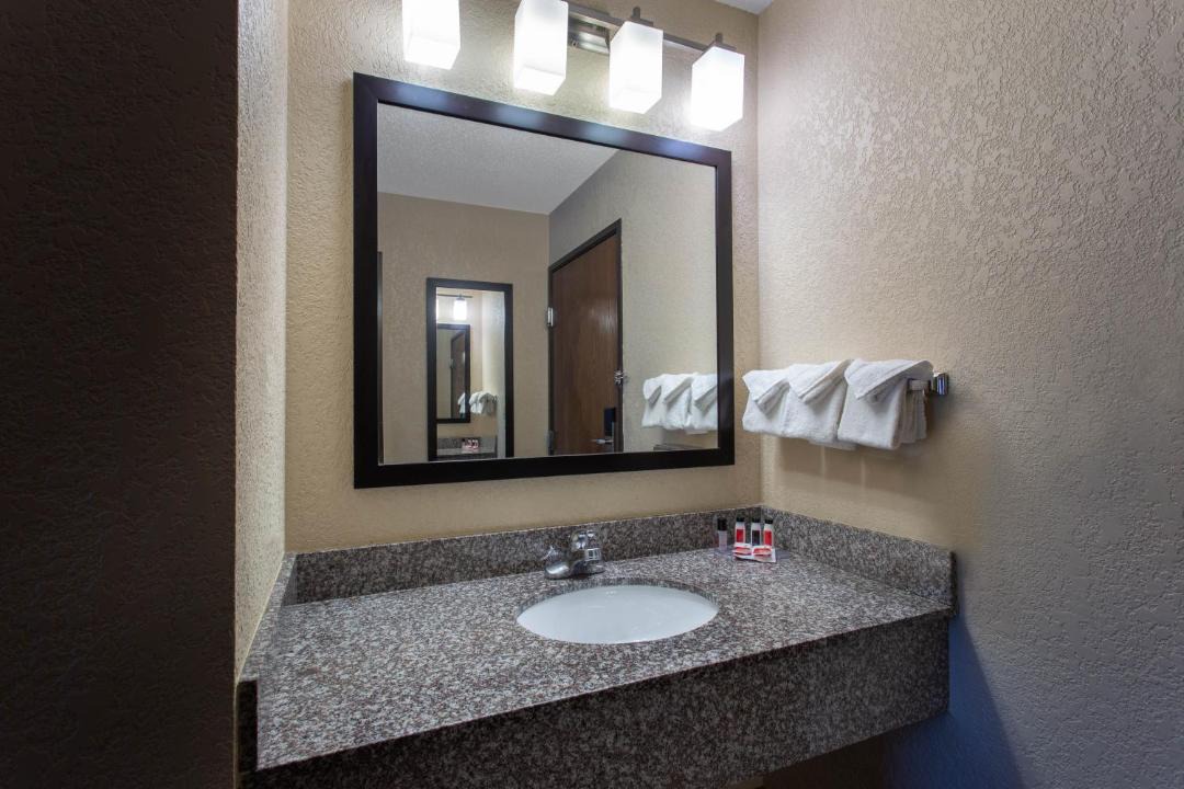 Photo of Bathroom in Glendale Heights