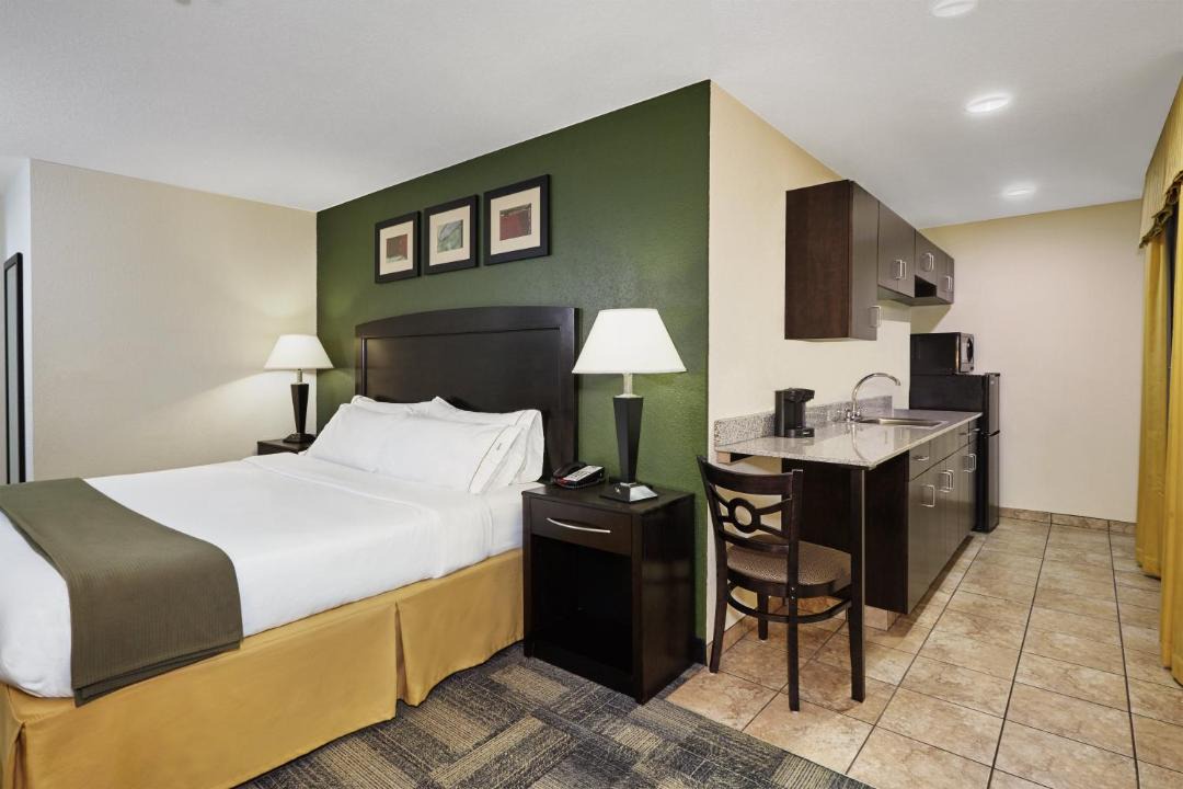 Photo of Bedroom in Pekin