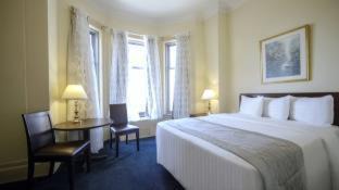 Photo of Bedroom in The Loop
