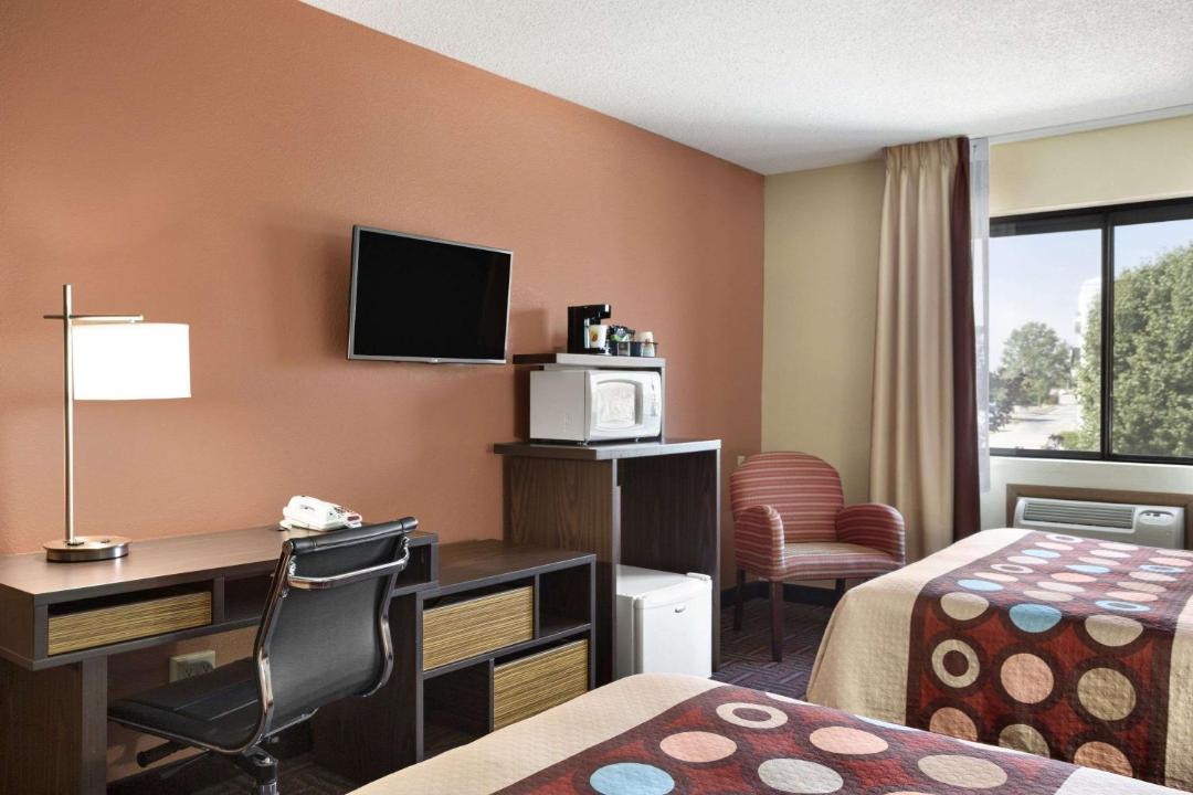 Photo of Livingroom in Carbondale