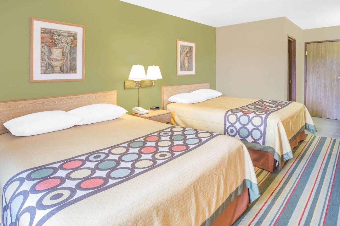 Photo of Bedroom in Carbon Cliff